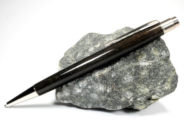 Berlin Kugelschreiber aus Holz - Mooreiche